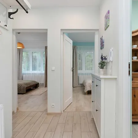 Przestronny Dla 8 Osob W Spokojnej Okolicy By Renters Apartment Sopot