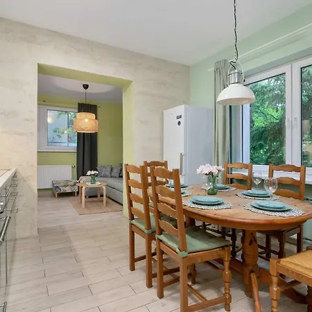Apartment Przestronny Dla 8 Osob W Spokojnej Okolicy By Renters